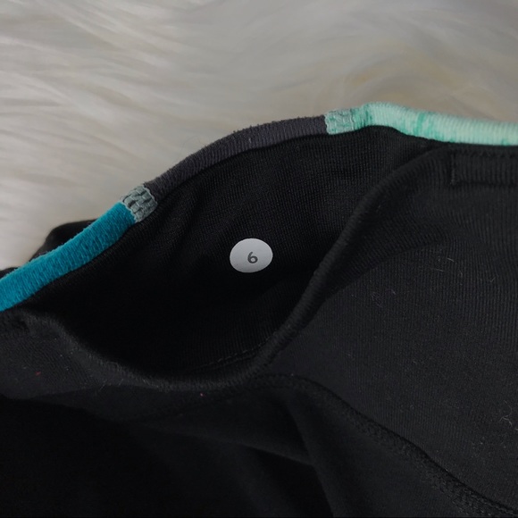 Lululemon Multicolor Color Block Crop Leggings - Picture 3 of 8